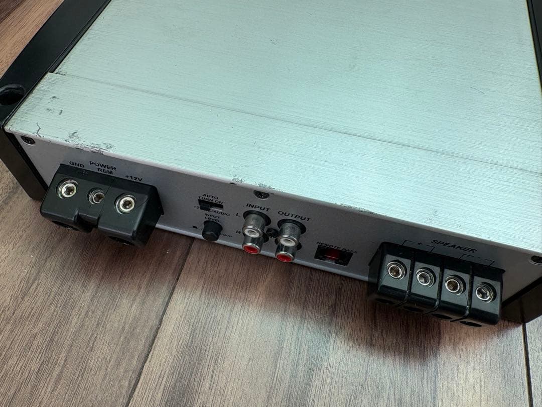 KICKER KX800.1 アンプ ベースコントローラー パワーケーブル付属