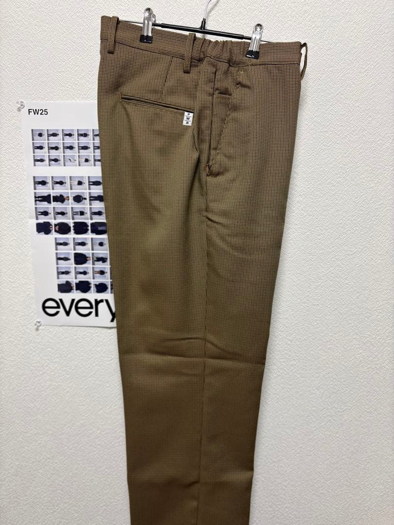 PWA UNI-03 スラックス