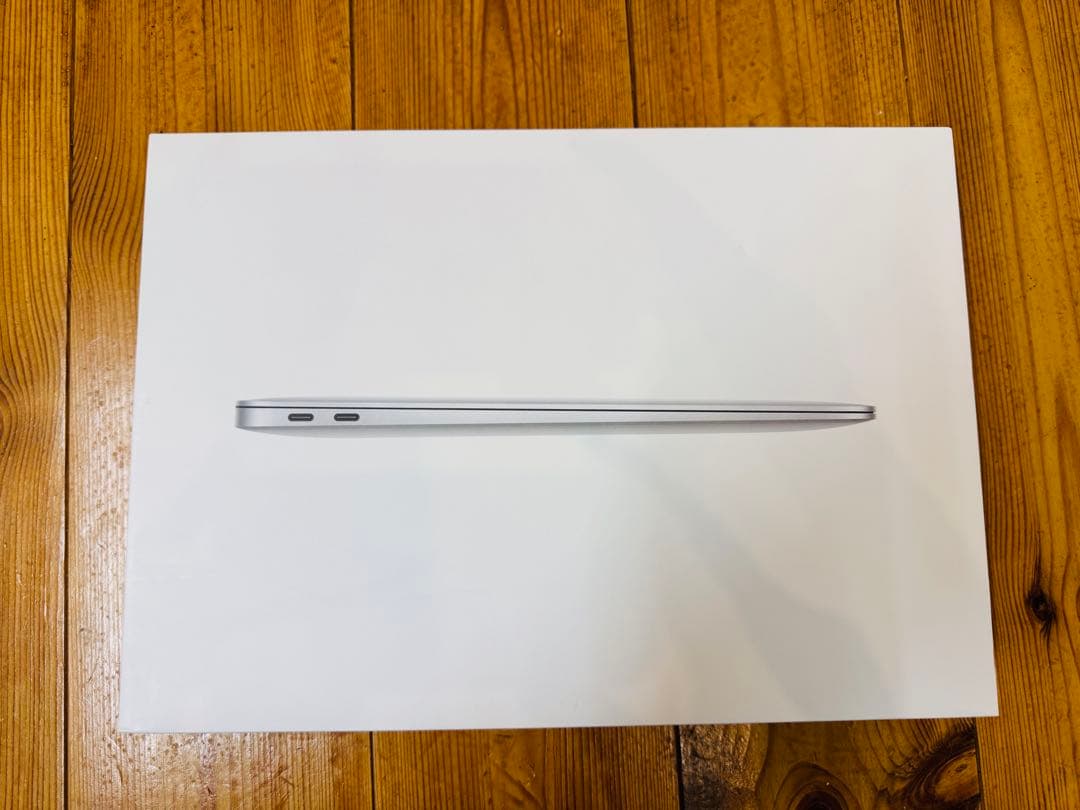 L*n様 歳末特価 MacBook Air M1 (2020) シルバー【箱・付