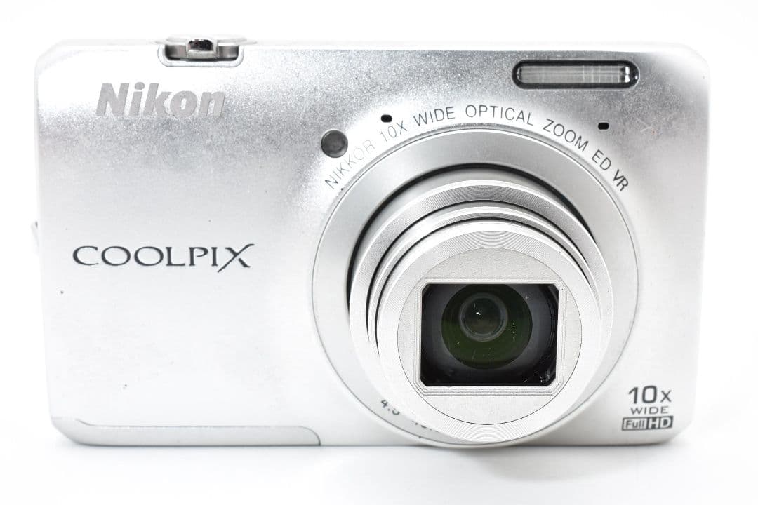 Nikon coolpix S6300 シルバー