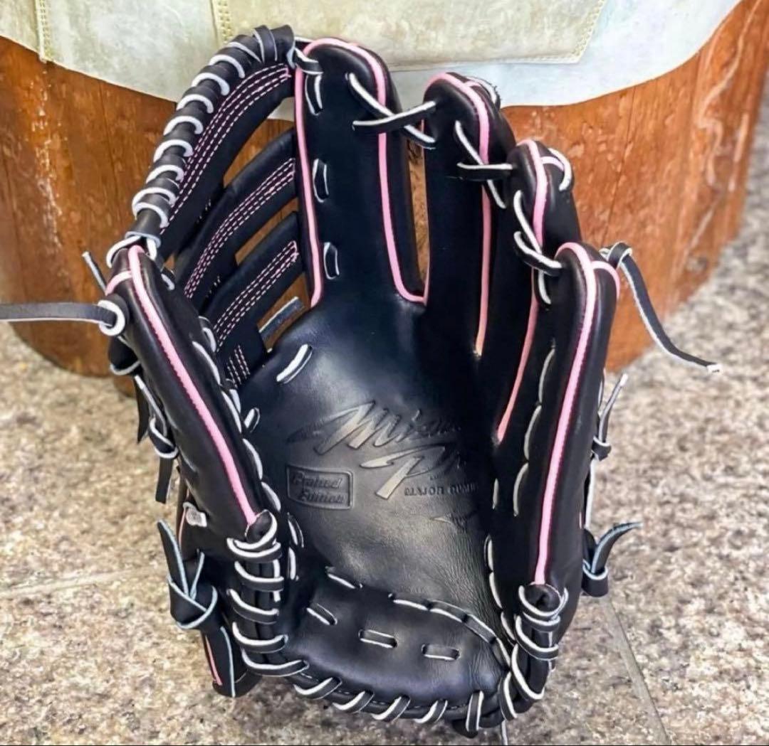 ミズノプロ　軟式　グローブ　外野　外野手用　西川龍馬