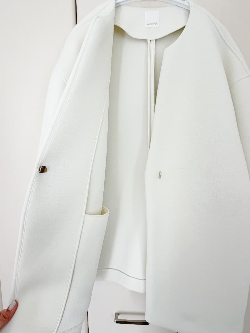 美品NOLLEY'Sノーリーズ　ダンボール　コートショート丈ホワイト