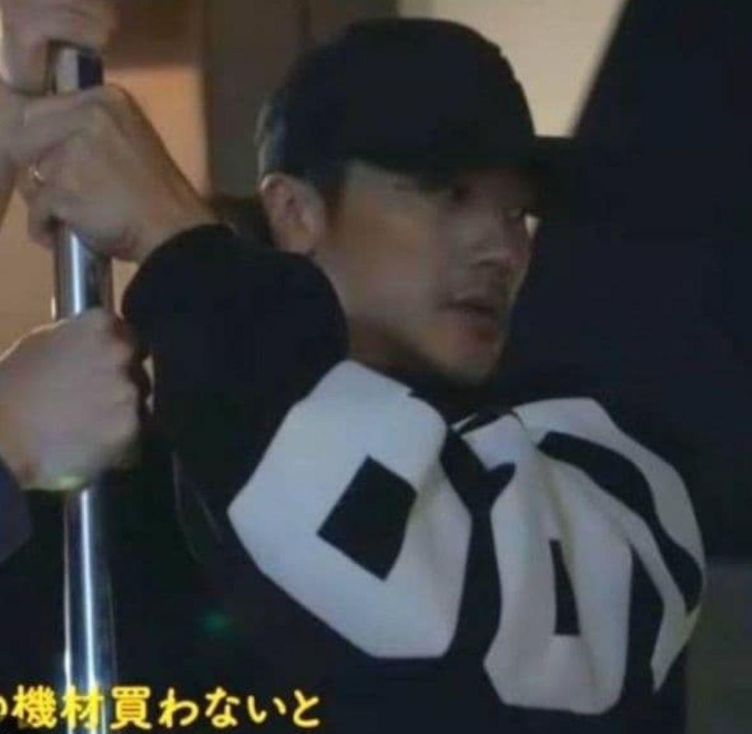 赤西仁 即完売 入手困難 ミラーナイン アイコンパーカー　ユニセックス　ホワイト