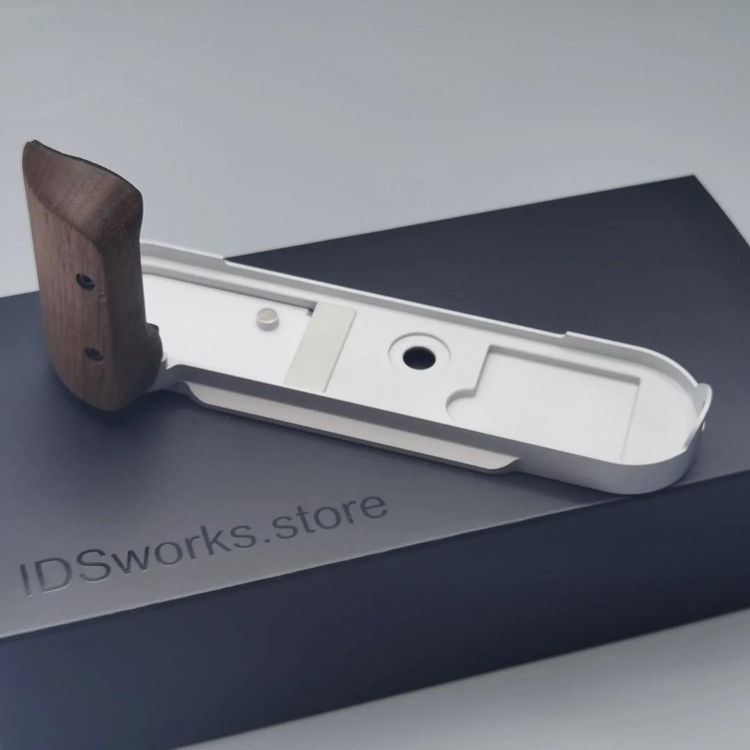 IDS M10-LITE モジュールグリップ Leica M10用 シルバー