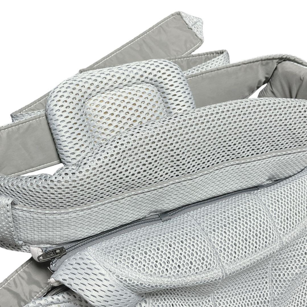 【極美品】ベビービョルン 抱っこ紐 ハーモニー エアリーメッシュ シルバー