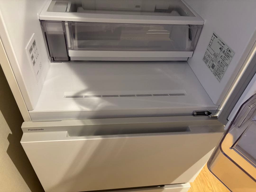 Panasonic 冷凍冷蔵庫 NR-C33ES2-W形 2025年製