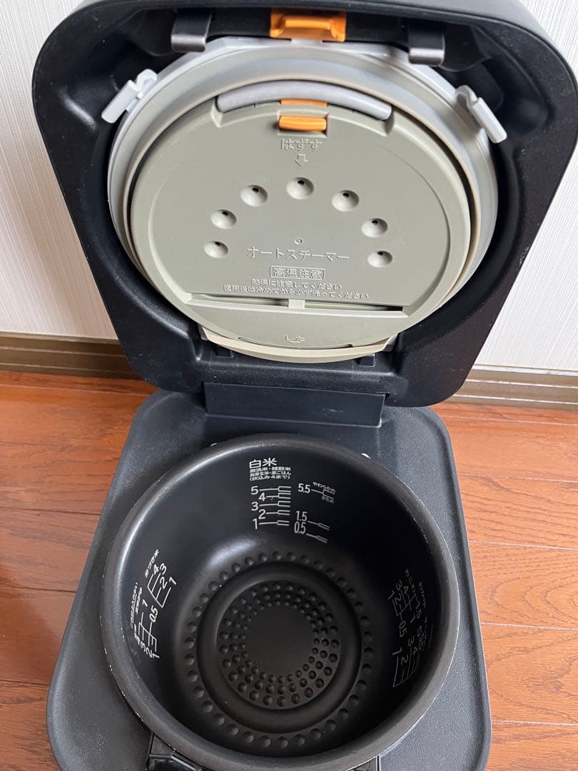 タイムセール　値引HITACHI IH炊飯器 マットブラック　RZ-V100FM