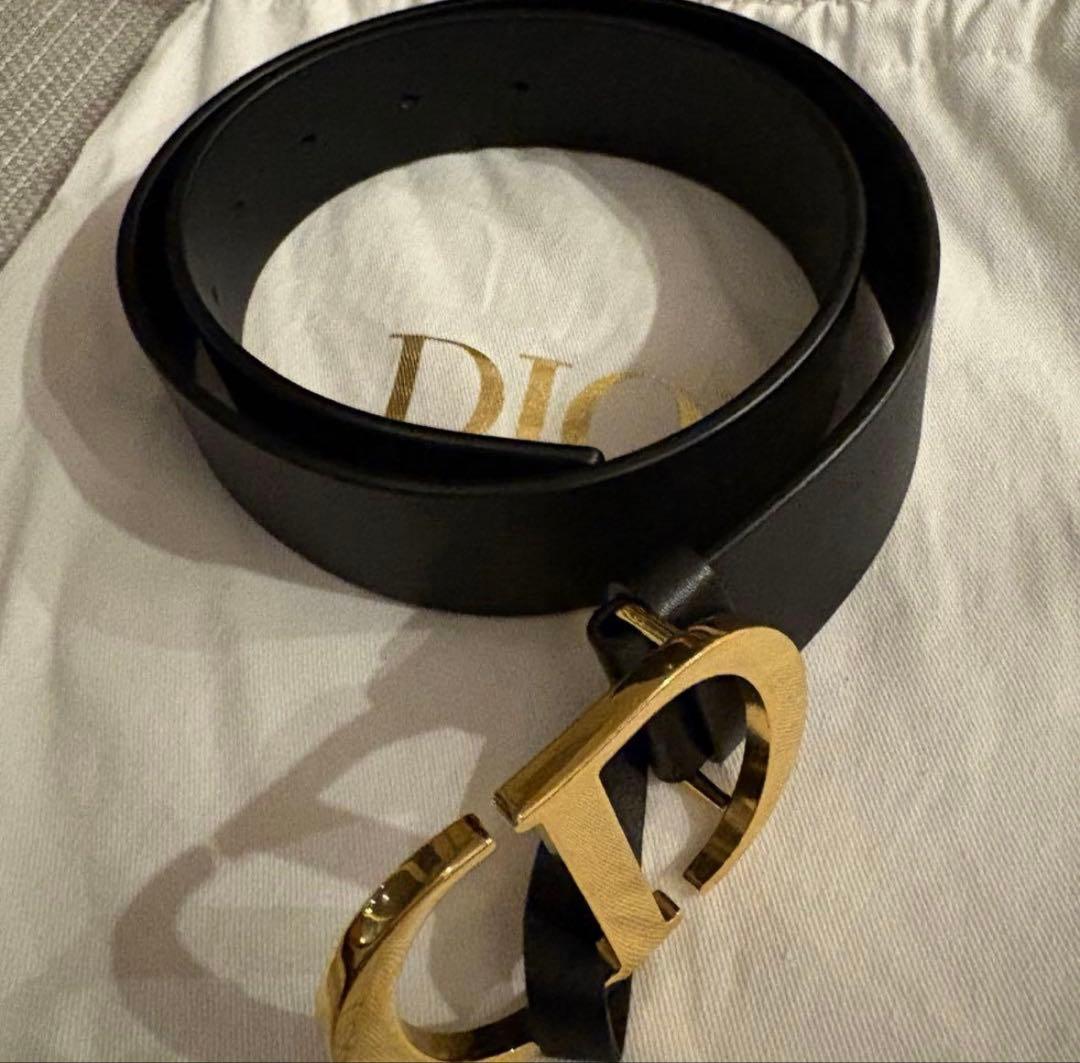 Dior ブラック レザーベルト ゴールドバックル