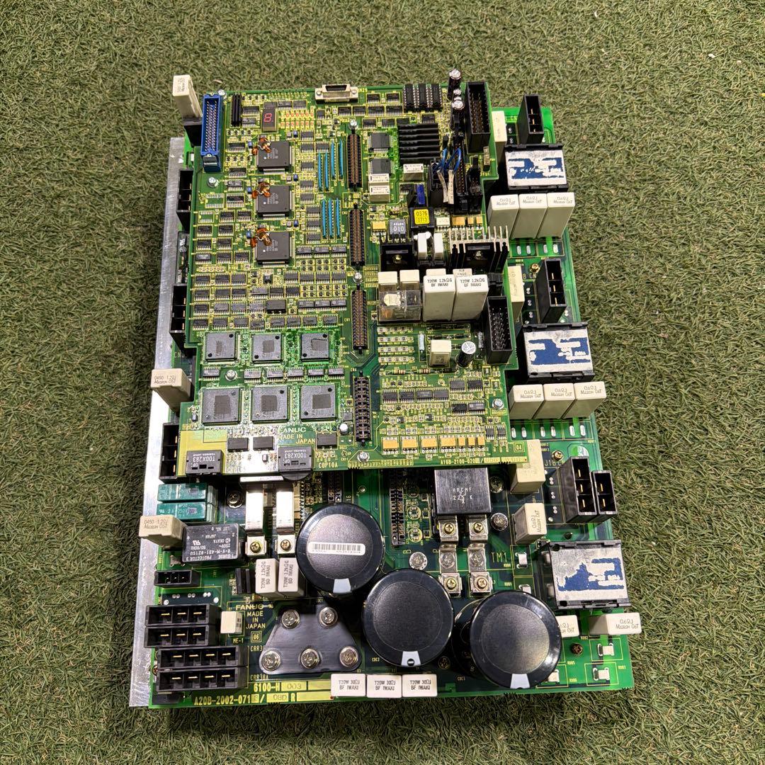 Fanuc A20B-2002-0713/08D サーボドライブ