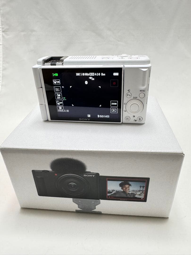 SONY vlogcamZV-1F ホワイトほぼ新品!