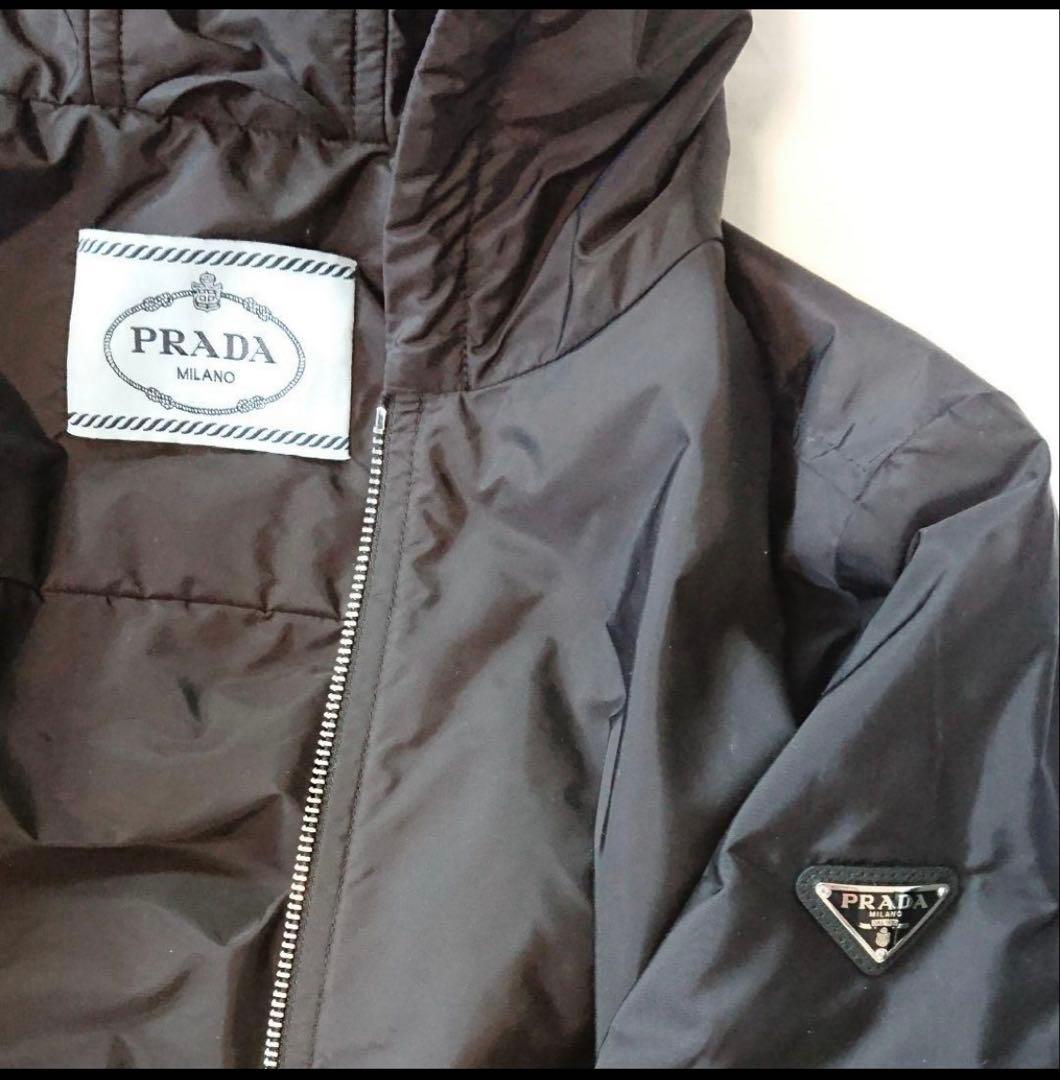 PRADA 三角ロゴ　ナイロンジャケット パーカー レディース 44