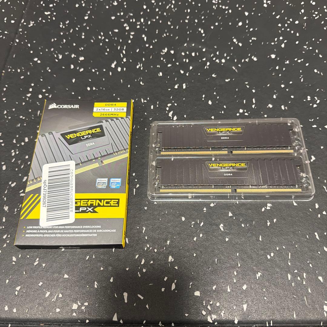 【中古PCメモリ】DDR4 32GB（16GB×2枚）