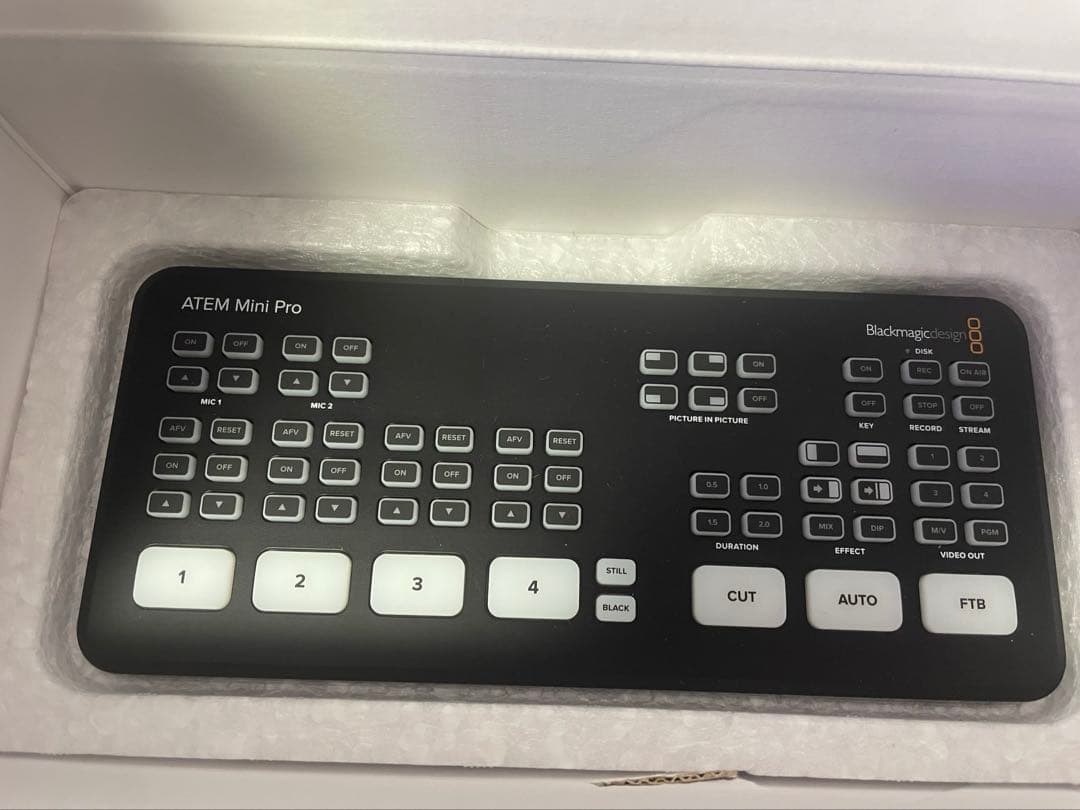 atem mini pro 新品（箱傷あり）