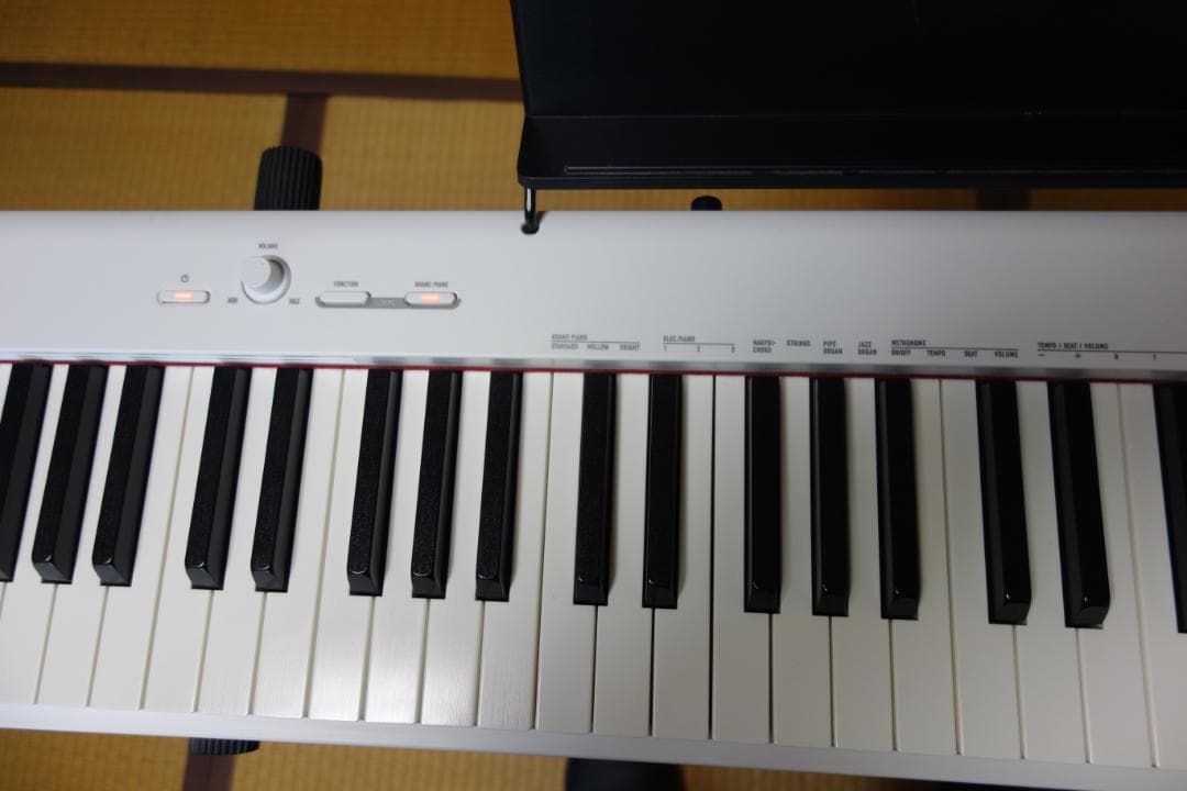 CASIO CDP-S110ホワイト　電子ピアノ
