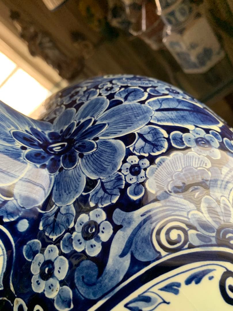 ロイヤルデルフト　破格！オランダのビンテージ超大型花瓶で細かく描き込まれた美術品