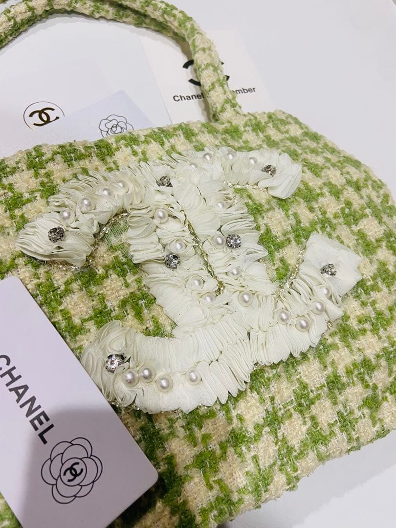 ジ*ョ様 CHANEL フリル　トートバッグ シャネルノベルティ　ハンドバッグ