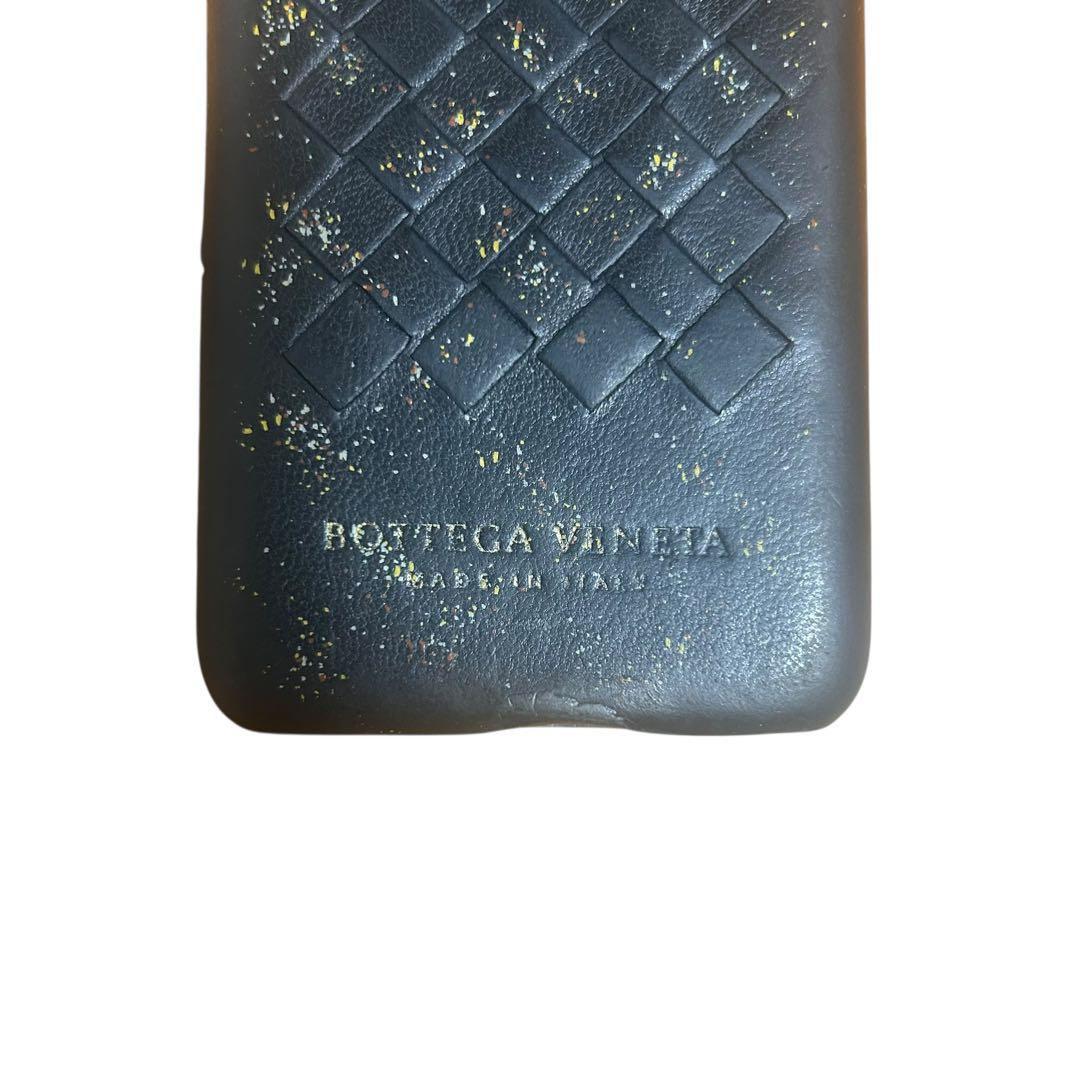 BOTTEGA VENETA イントレチャート スマホケース iPhoneSE2