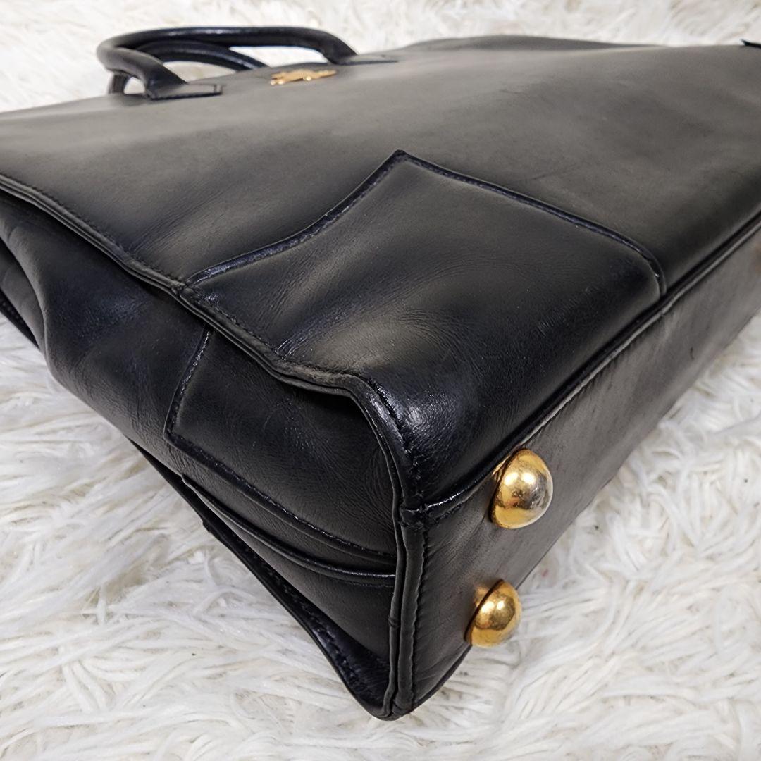 ヴィヴィアンウエストウッド ビジネスバッグ オーブチャーム 金オーブ A4可 黒