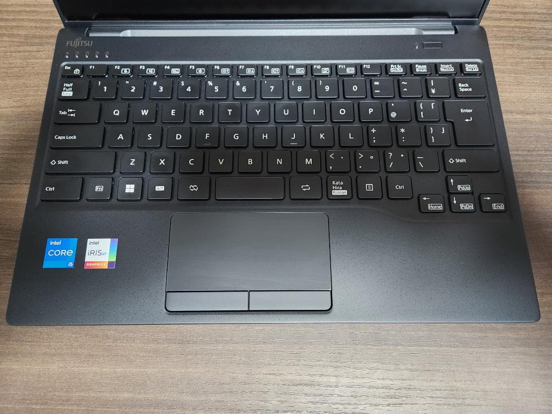 使用少超美品 LIFEBOOK UH i5-1335U 16GB Office他