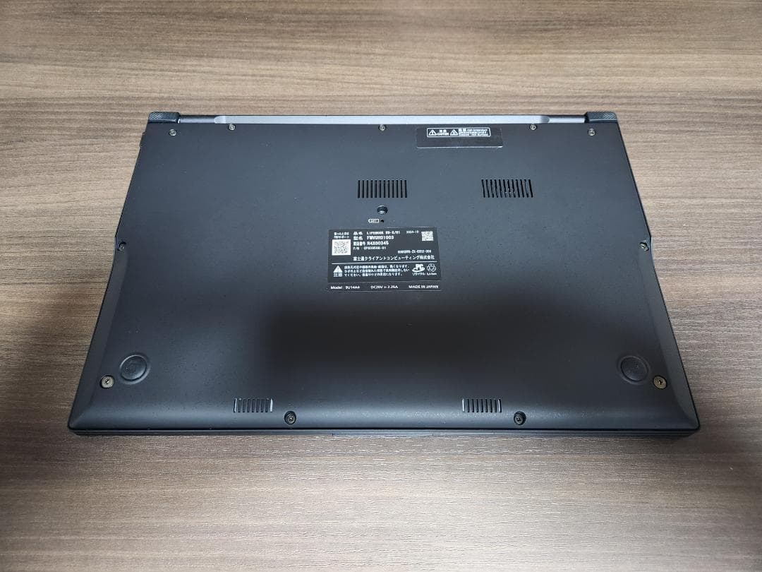 使用少超美品 LIFEBOOK UH i5-1335U 16GB Office他