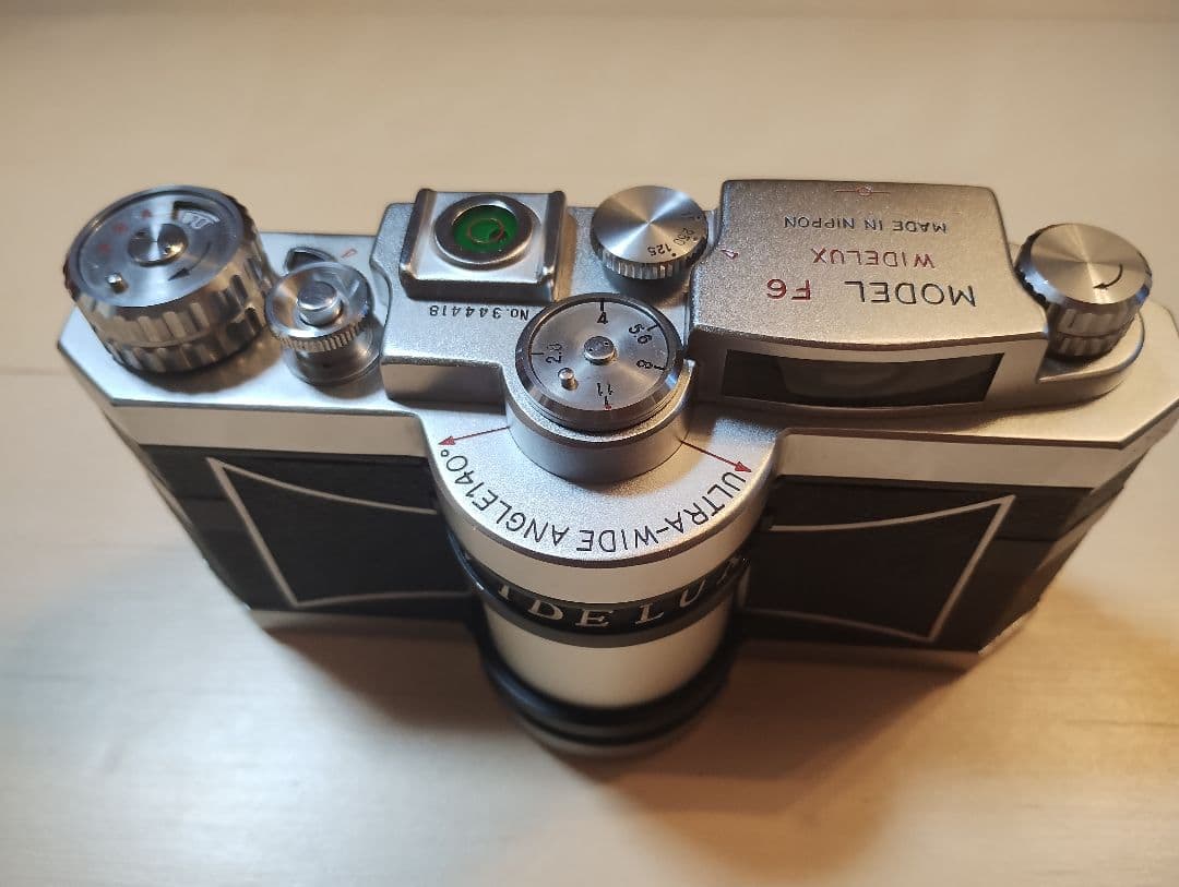 WIDELUX F6 スーパーワイドアングルカメラ