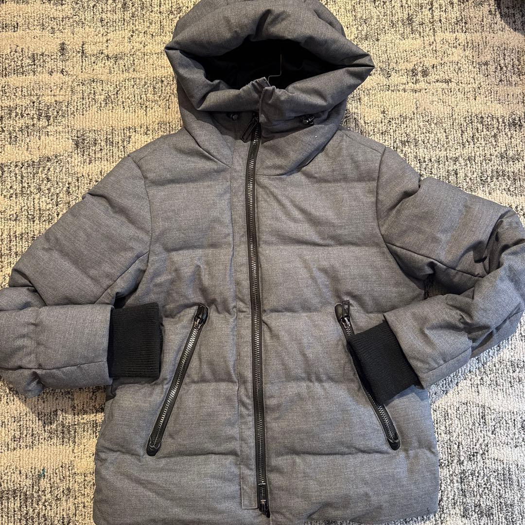 エンポリオアルマーニダウン48