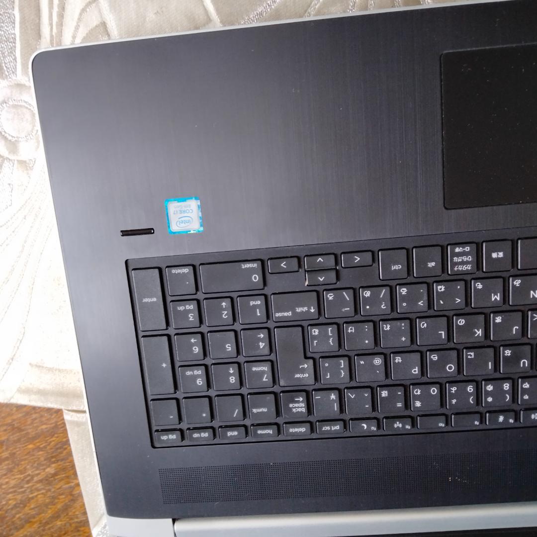 うっちゃ 17インチHP 470（G5） 8世代 i7 8550U FHD