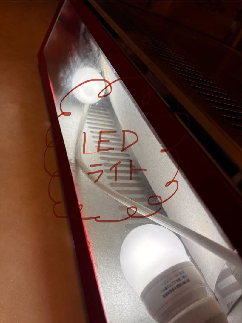 ホットショーケース 3段 LEDライト付き　値下げしました