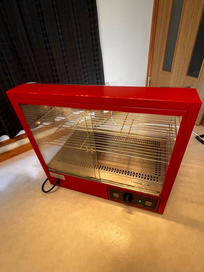 ホットショーケース 3段 LEDライト付き　値下げしました