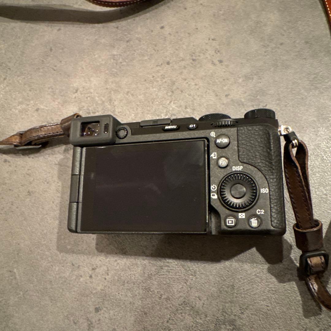 SONY α7Ciiミラーレス一眼（追加バッテリー、チャージャー付き）