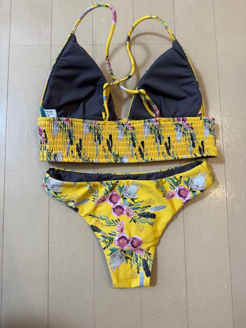 【値下げ中】ALEXIA STAM 花柄イエロービキニ セパレート水着
