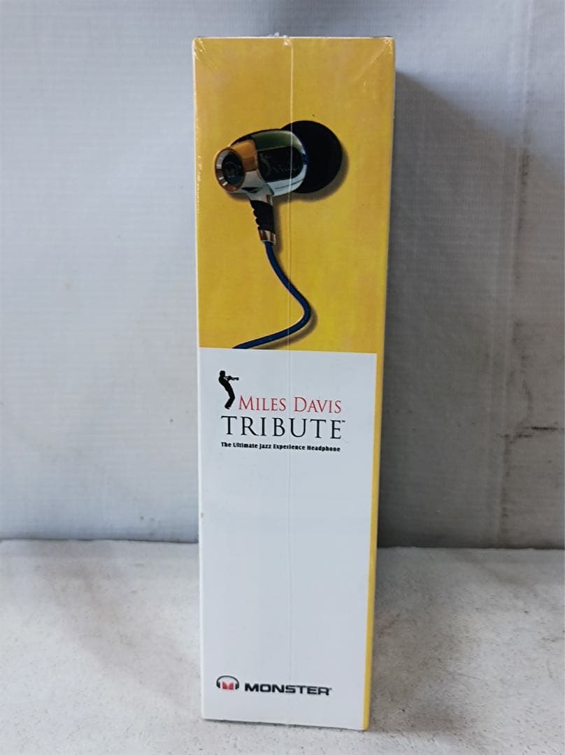 八6084【新品】MONSTER MILES DAVIS TRIBUTE