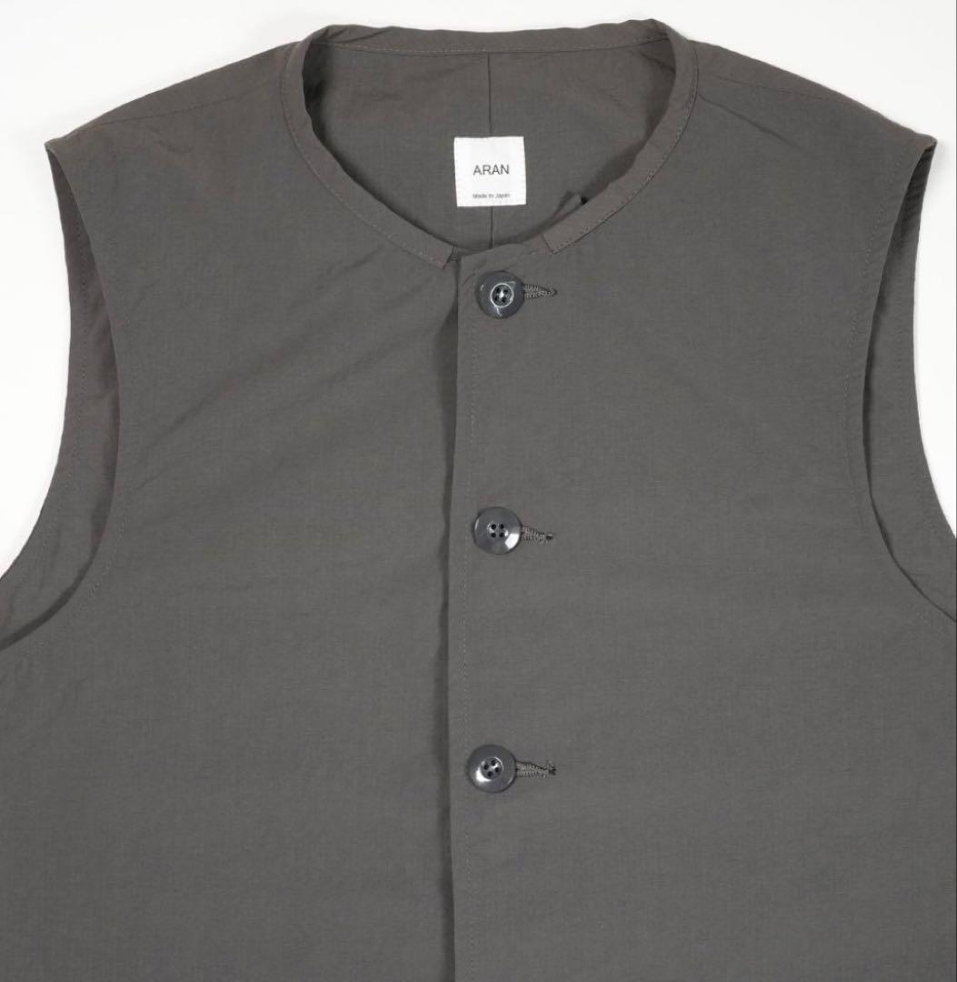日本製　ARAN ベスト　チャコール　サイズ　5