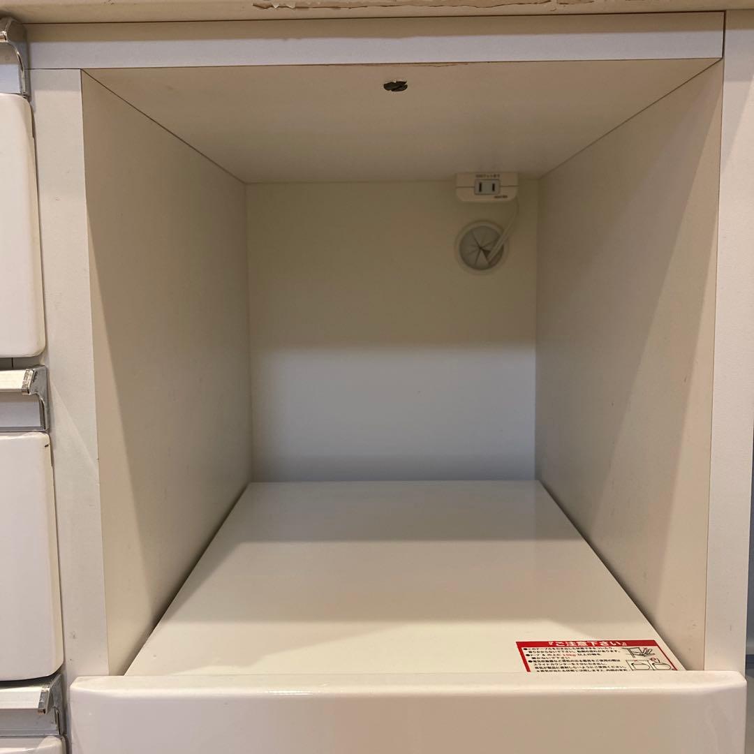 【期限間近の為、最終お値下げ】ニトリ　キッチンボード　食器棚　120 ホワイト