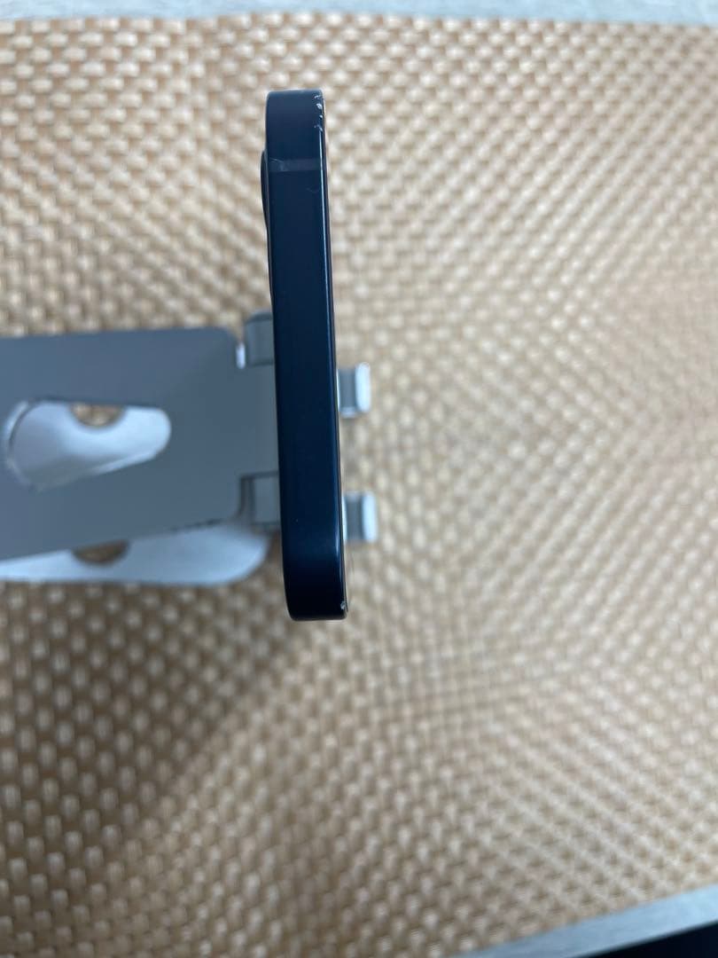 iPhone 12 64 GB ブラックSIMフリー【1584】