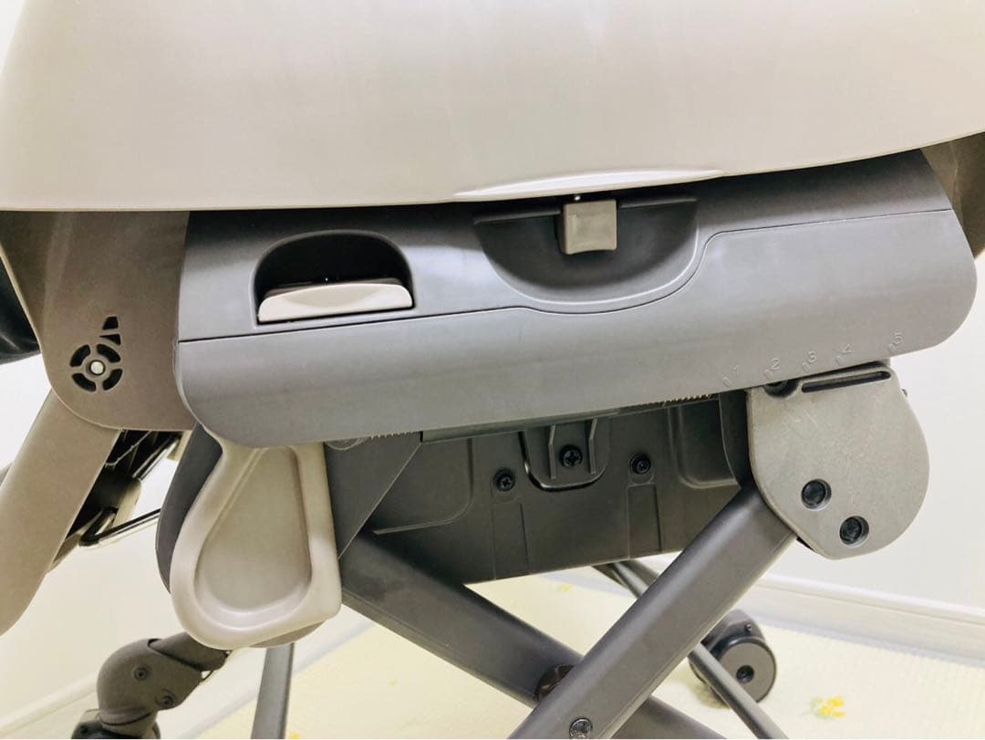 【極美品】Combi コンビ ネムリラ AUTO SWING 保証有ミントグレー