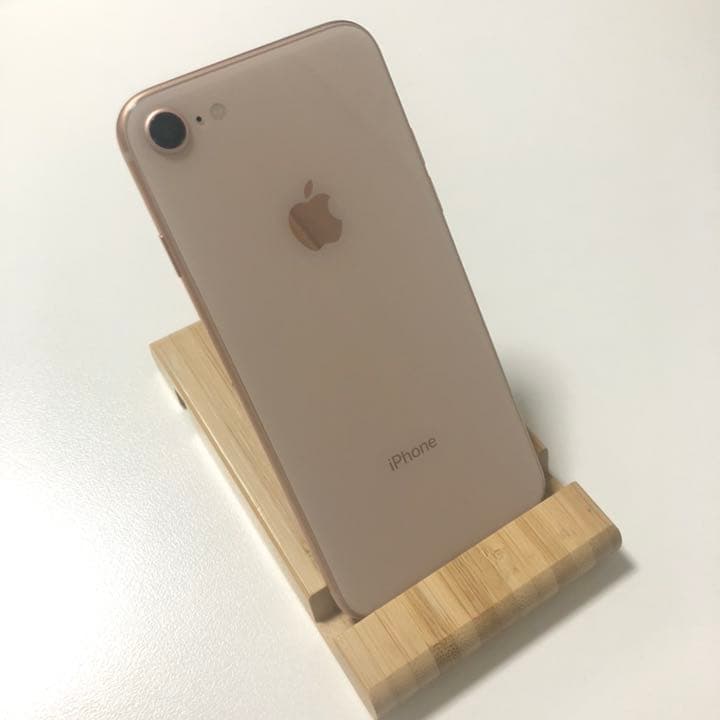 iPhone8 本体 ピンクゴールド 64GB 傷ほぼ無し