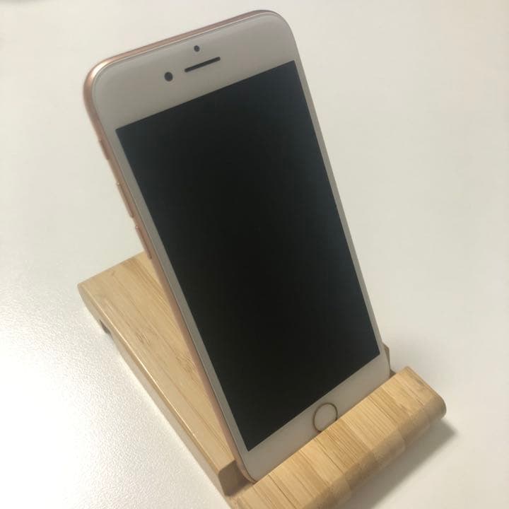 iPhone8 本体 ピンクゴールド 64GB 傷ほぼ無し