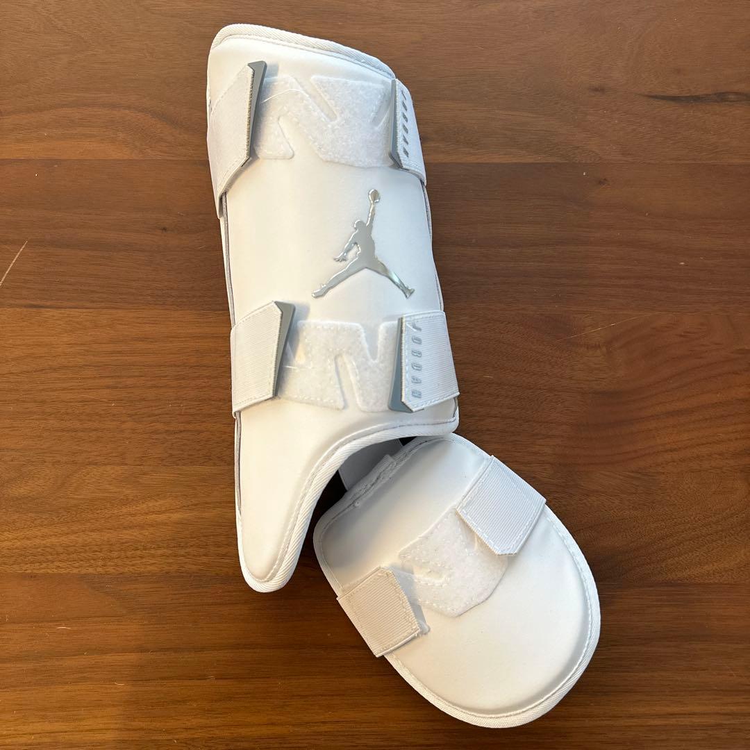 ★ 博多っ子★新品★ ナイキ JORDAN 野球 右打者用防具