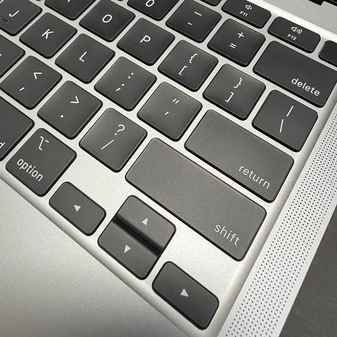 【美品】M1 MacBook Air 16GB / 256GB / US配列