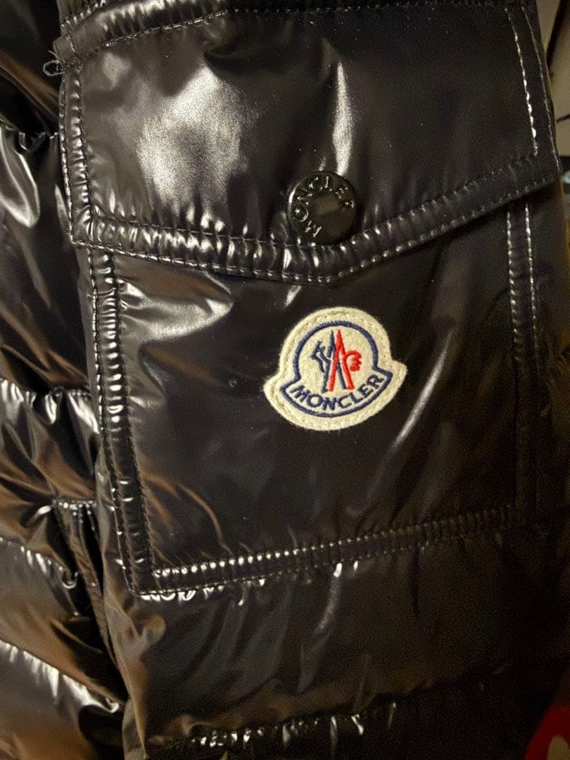 【現行/未使用】定価300,300円 モンクレール マヤ 4（XL）