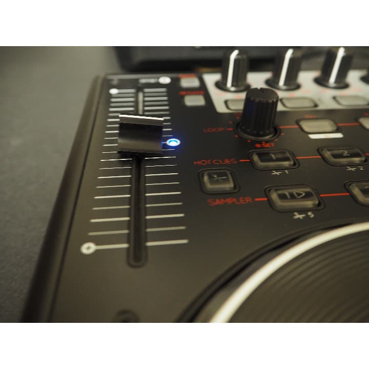 Reloop Terminal Mix 4 PCDJコントローラー