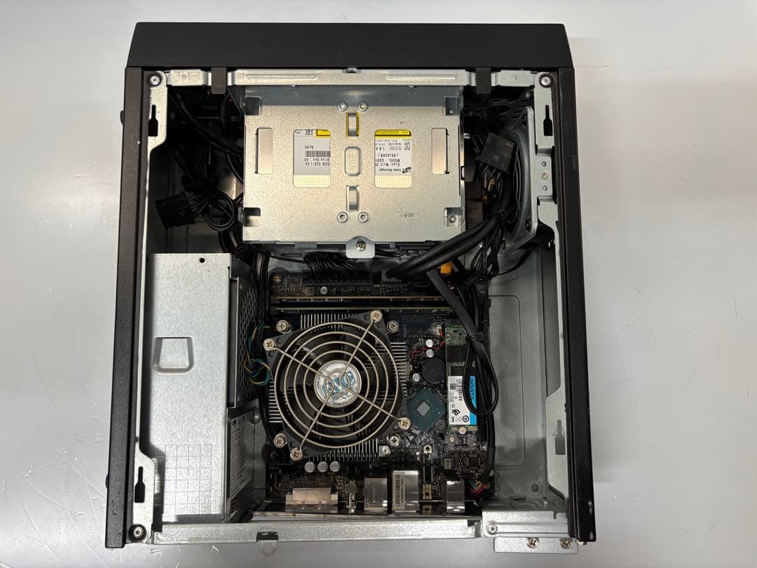 ⭐️818A⭐️Mouse Pro i7-9700 3.00 GHZ