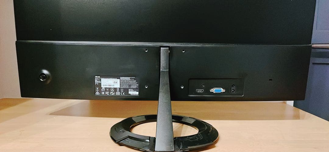 ASUS ゲーミングPCモニター　27インチ　薄型