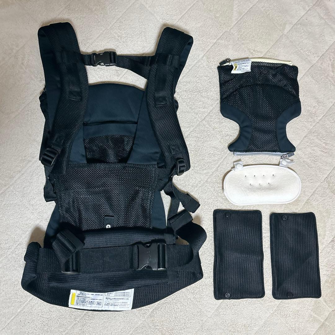 アップリカ　ラクリス　ブラック　抱っこ紐