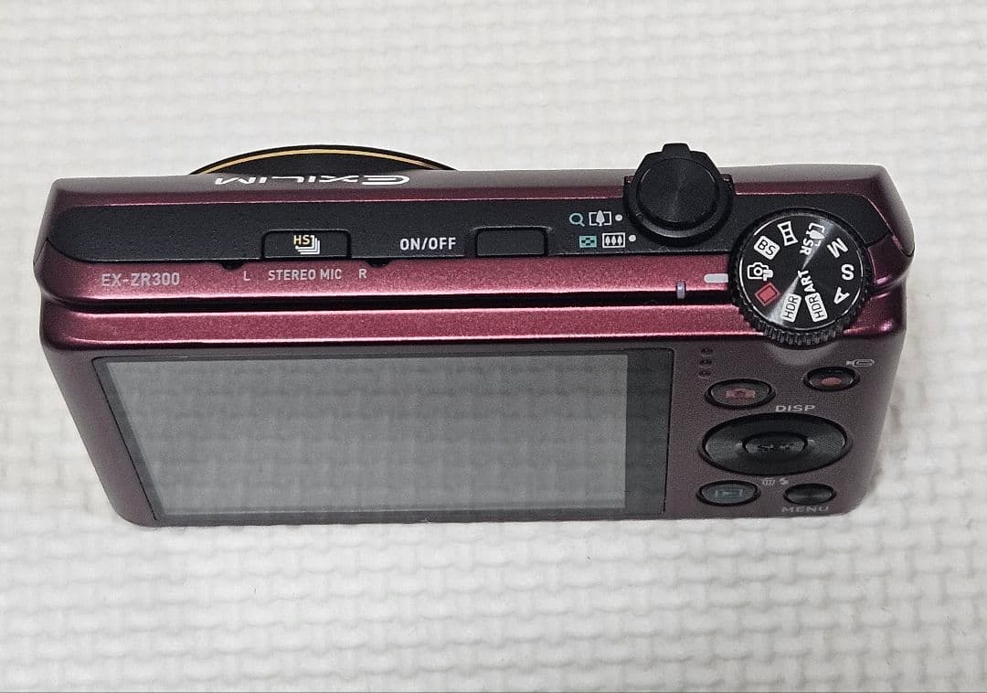 【美品】CASIO EXILIM ZR300 レッド レンズエラー有