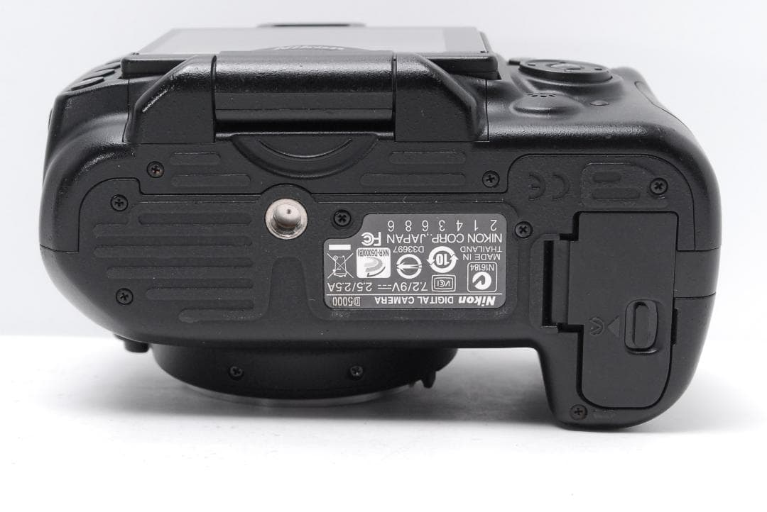 【新品級ショット数】Nikon D5000　スマホ転送　動画・自撮りOK