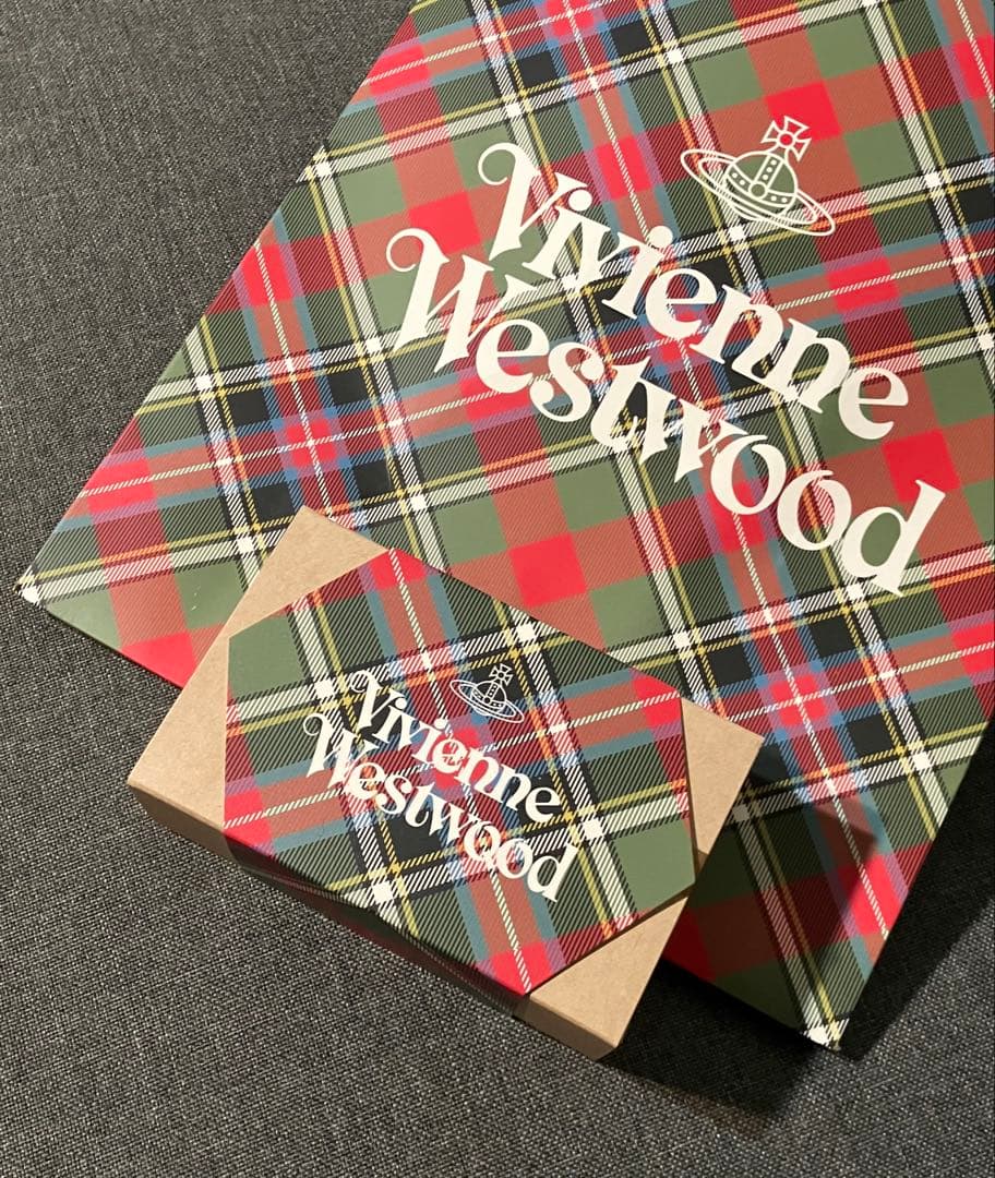 ヴィヴィアンウエストウッドxアランデュカスコラボバレンタインチョコレート2026