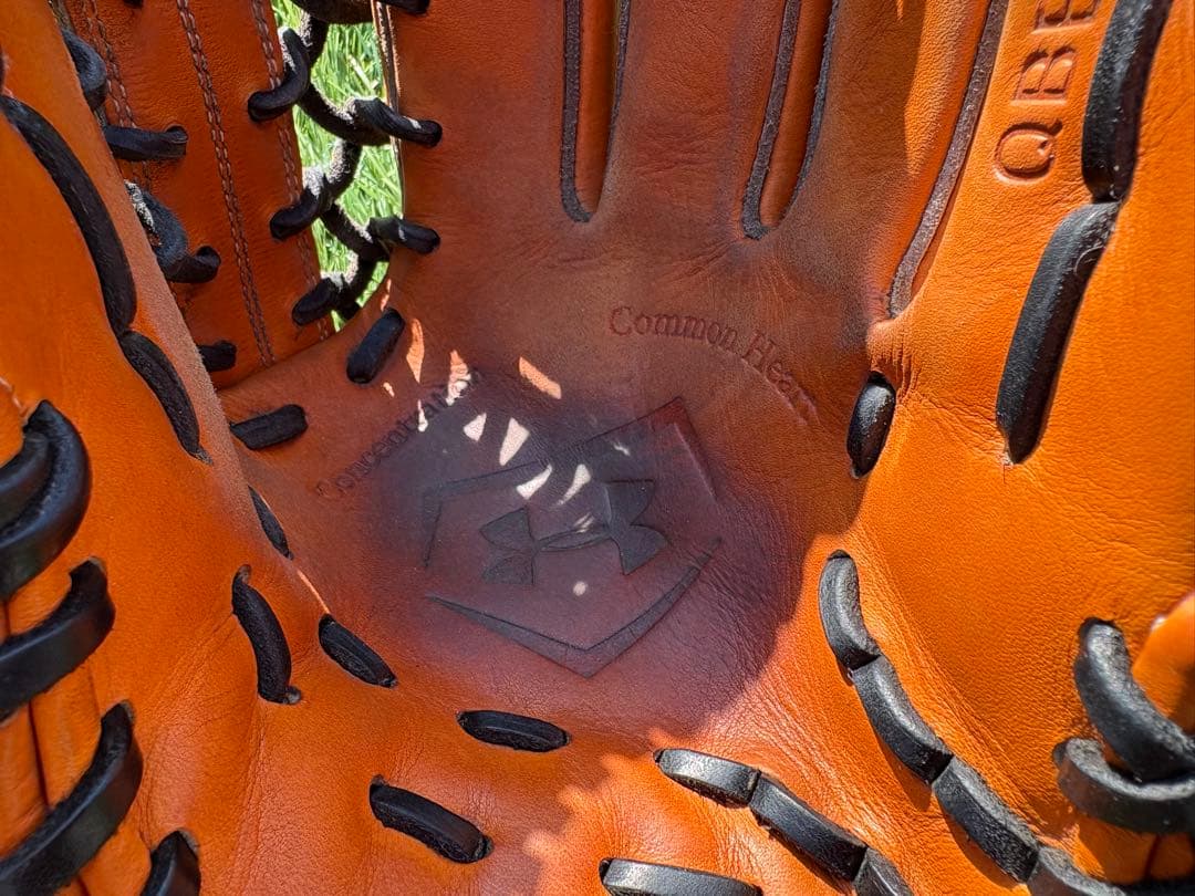 アンダーアーマー 硬式用グラブ 外野手用 QBB0088