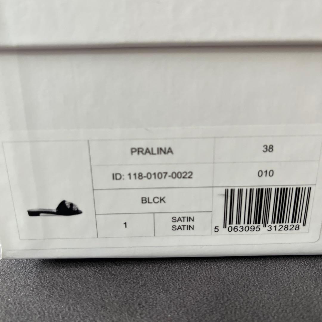 Manolo Blahnik 黒 サテン サンダル